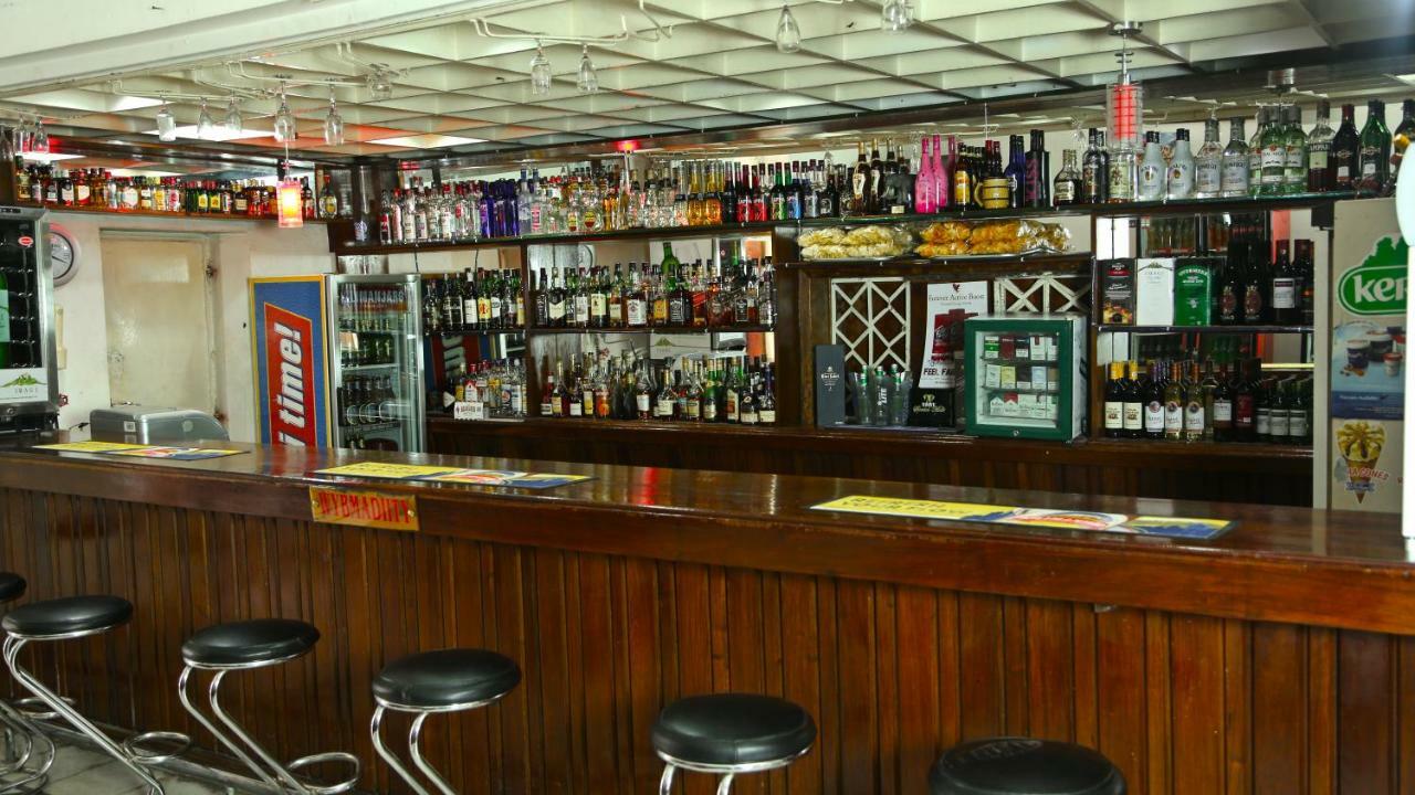 Mbeya Hotel Bagian luar foto