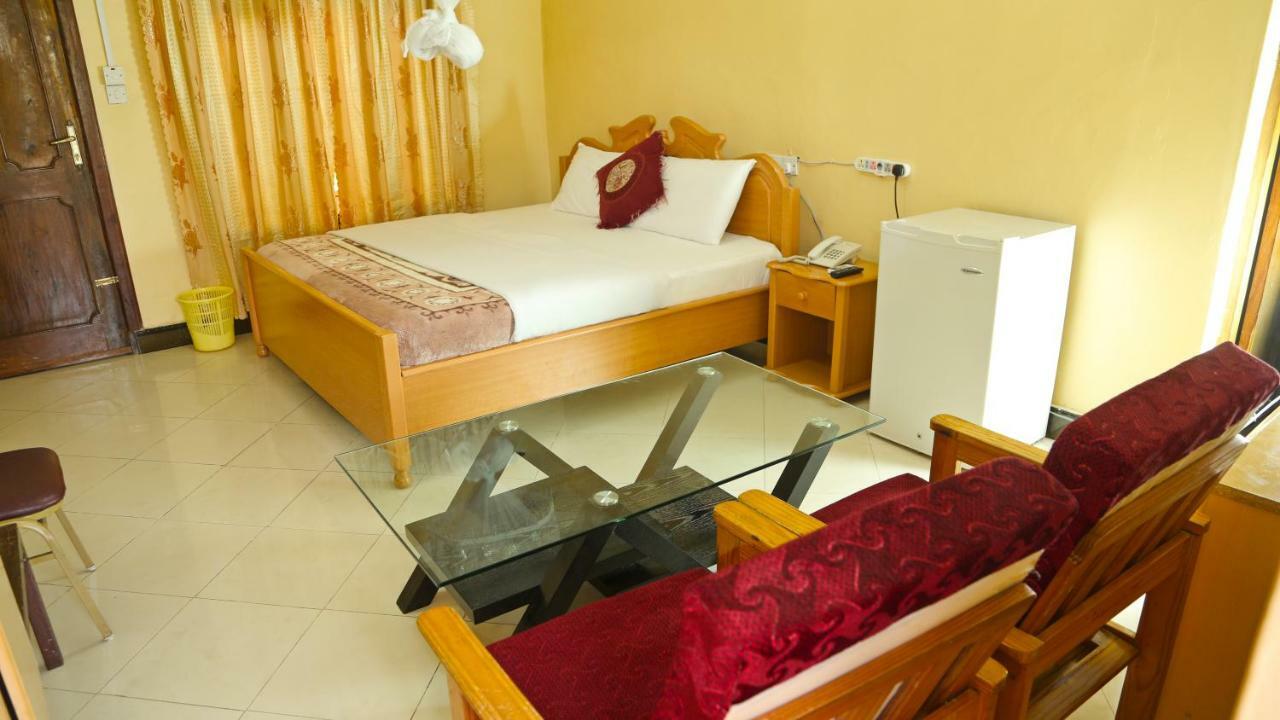 Mbeya Hotel Bagian luar foto