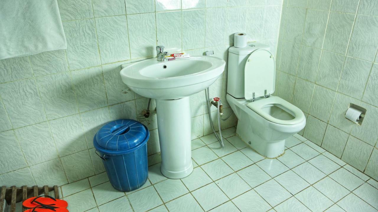 Mbeya Hotel Bagian luar foto